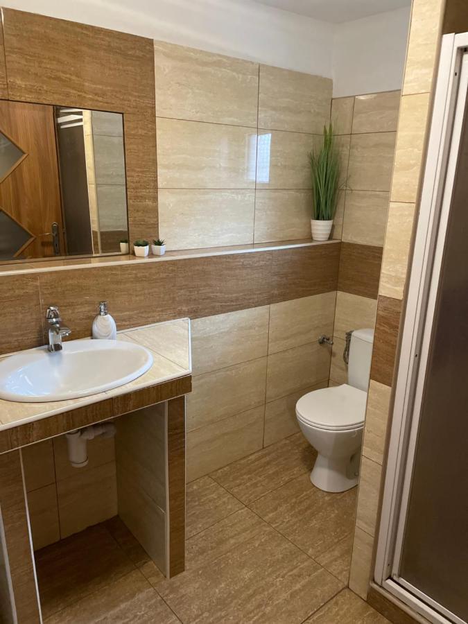 Apartments Ve Dvore Velke Karlovice Ngoại thất bức ảnh